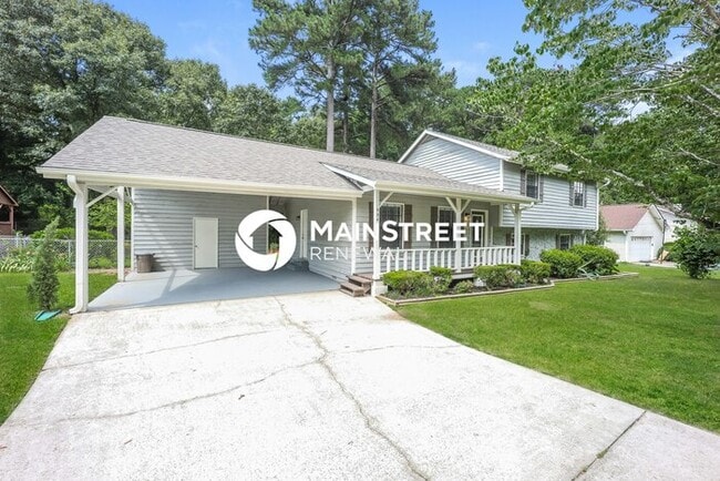 Photo - 4 Bedroom Pet-Friendly Home in MORROW, GA with Main Street Renewal