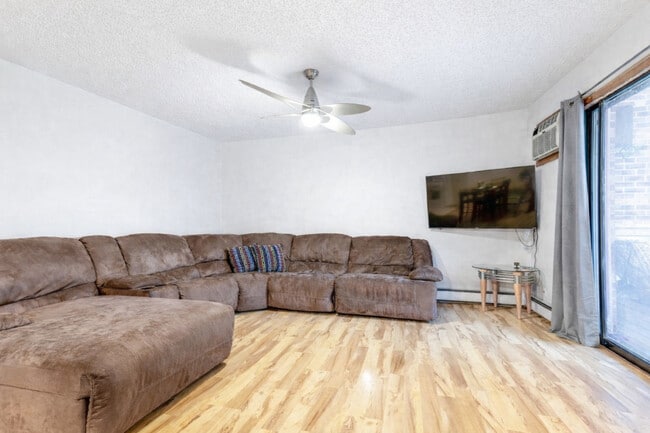 Photo - 15 Echo Ct Unit 8