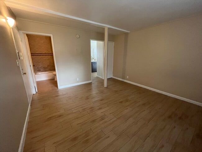 Photo - 24370 Newhall Ave Unit 8