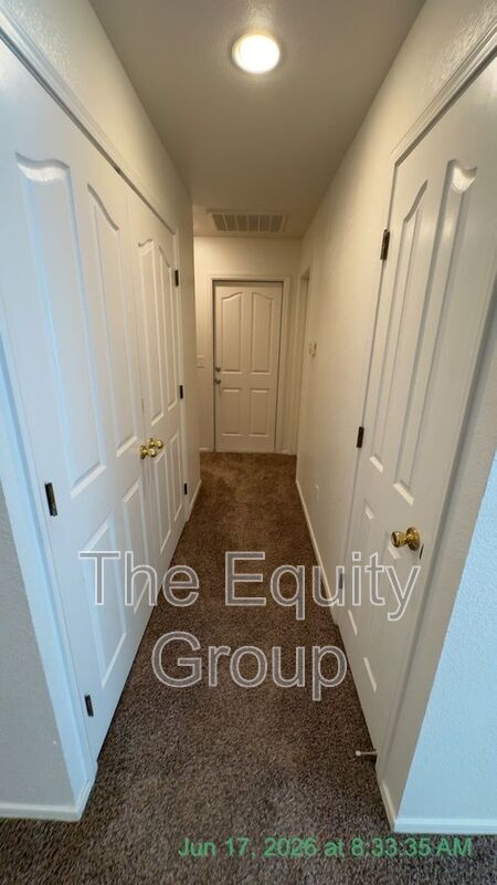 Photo - 1827 E Cambridge Ct