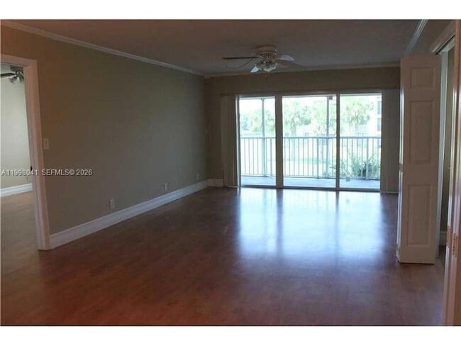 Photo - 120 Lakeview Dr Unit 209