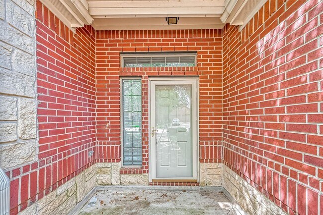 Photo - 5526 Hazel Berry Way