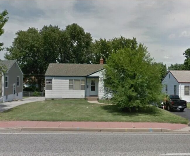 Photo - 10339 Saint Charles Rock Rd