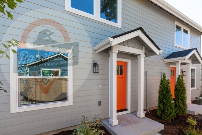 8516 NE Hassalo St Unit C