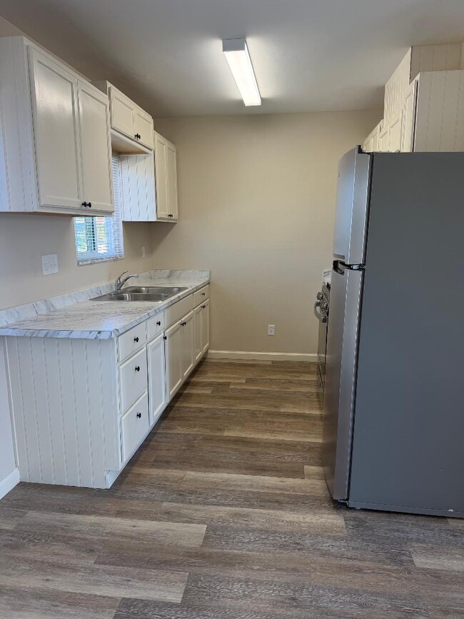 Photo - 1262 Granger St