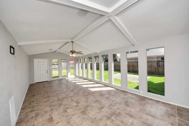 Photo - 7303 Foxwick Ln