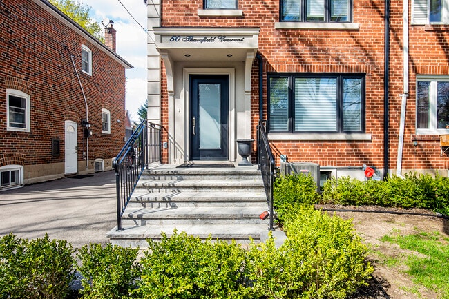 Photo - 50 Thursfield Crescent
