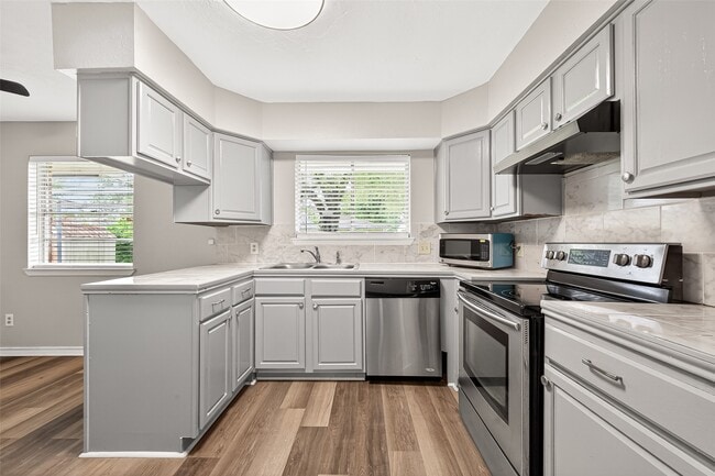 Photo - 10402 Permian Dr