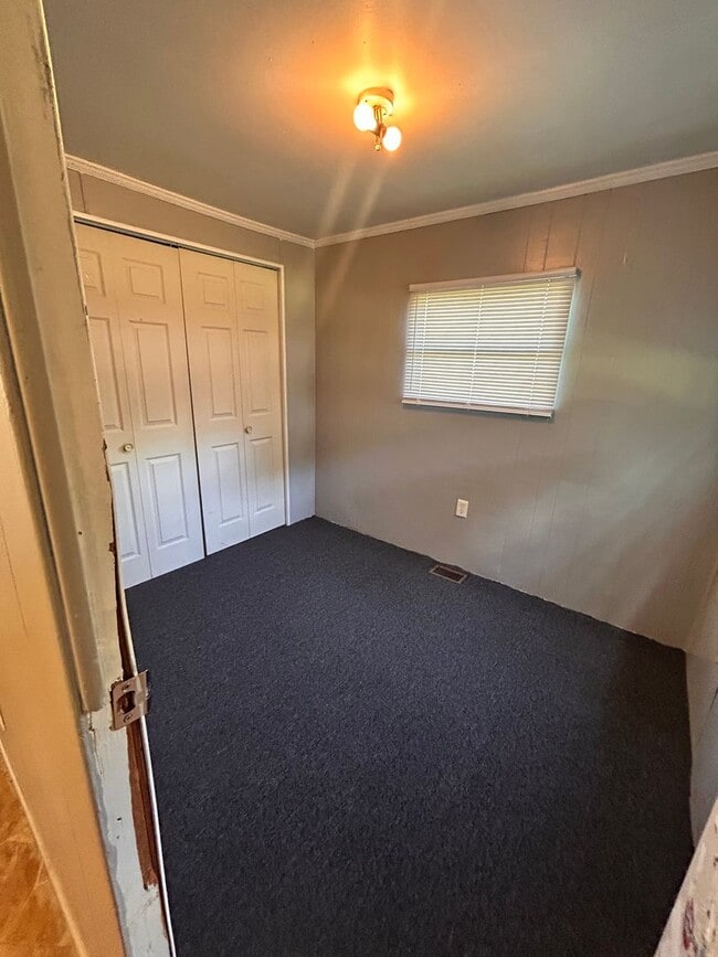 Photo - Available Now – 2 Bed / 1 Bath Apartment at Bunker Hill Mobile Home Community Unit Lot 5