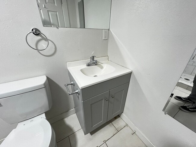 Photo - 577 400 S Unit Bottom