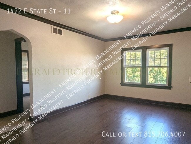 Photo - 1422 E State St Unit 11