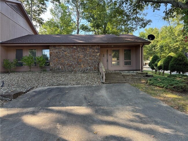 Photo - 11 Mellor Ln