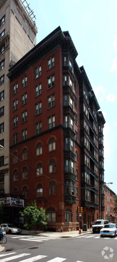 The Newport - The Newport Apartments