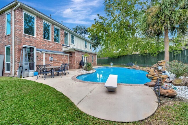 Photo - 1639 Lakeside Enclave Dr