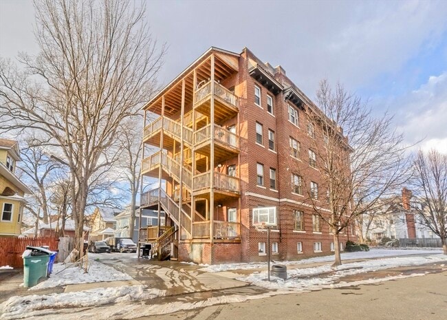 Photo - 228 Belmont Ave Unit 2R