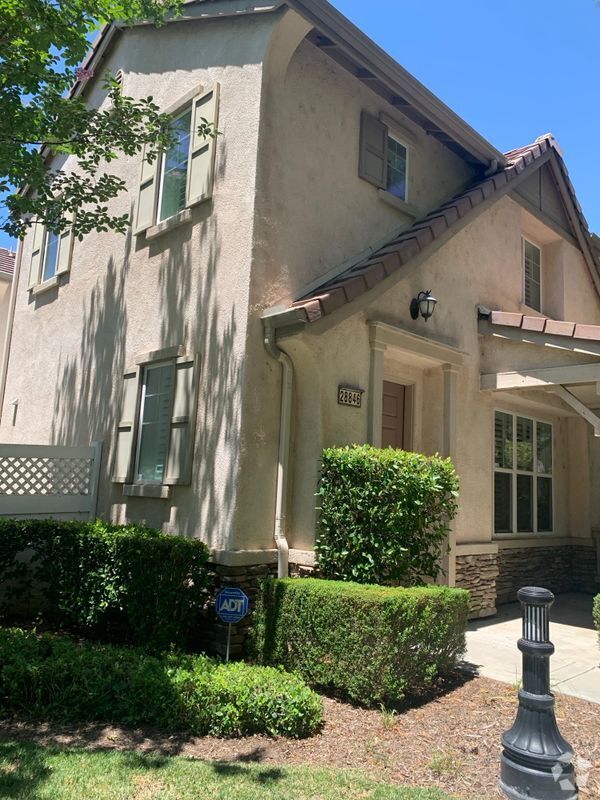 Building Photo - 28846 S Lake Dr Rental