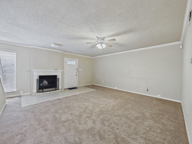 Building Photo - 14211 Briarsage Ct