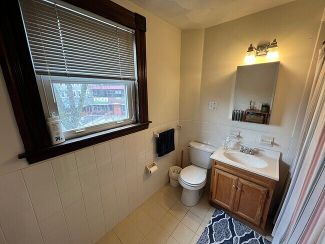 Photo - 211 Holland St Unidad 2