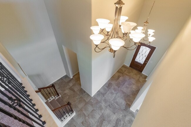 Photo - 10 Log House Ct