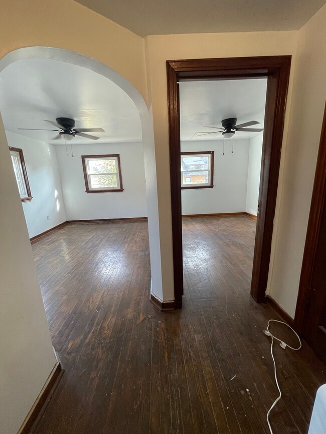 Photo - 110 Hazel Alley