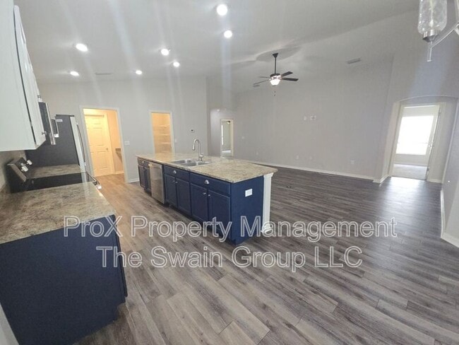 Photo - 1906 Danes Ct