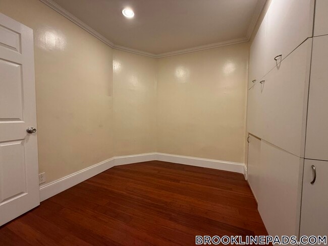 Photo - 1253 Beacon St Unit BB-3