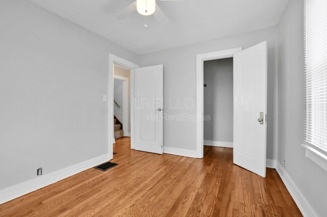 Photo - 1722 Beechwood Ave