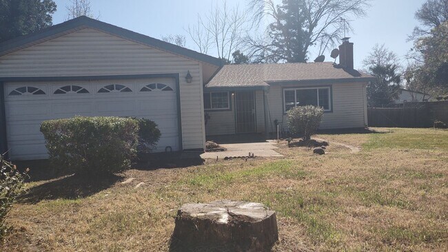 Building Photo - 5490 King Rd