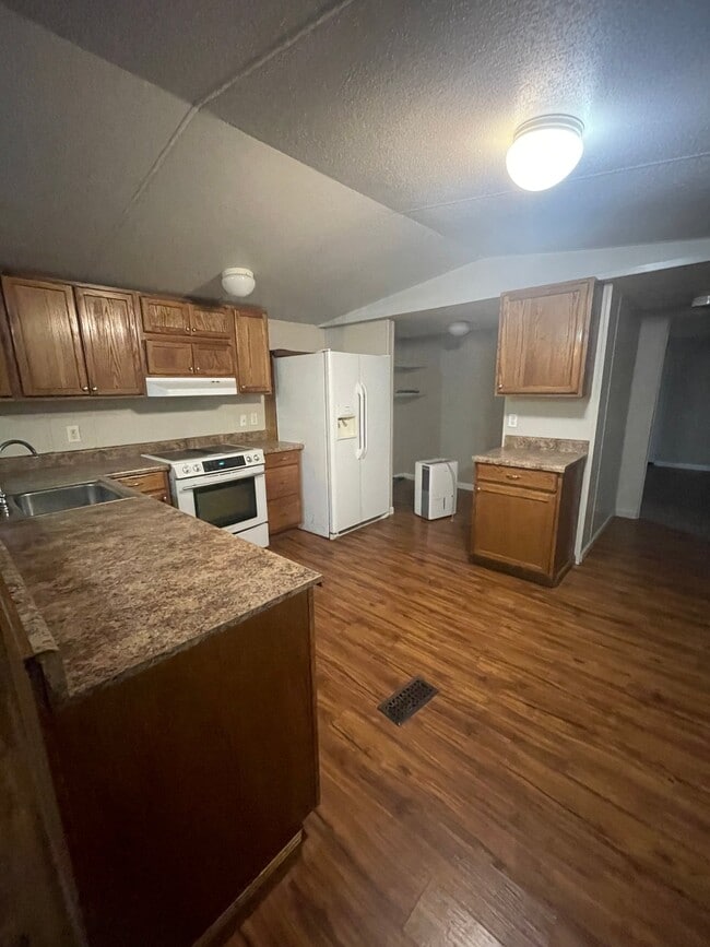 Photo - 574 Peach Orchard Rd