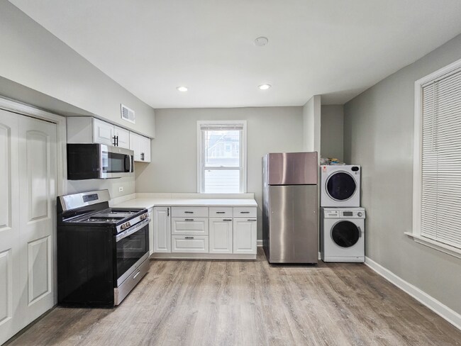 Photo - 1925 W Warner Ave Unit CH2