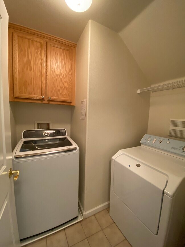 Photo - 3765 Finnian Way