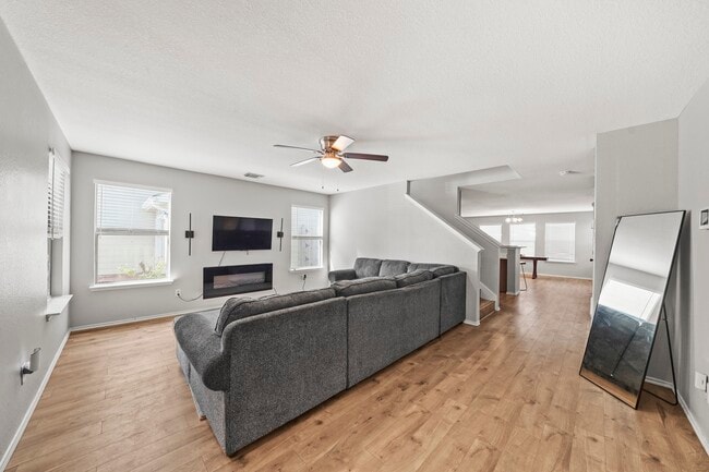 Photo - 21011 Emery Mills Ln