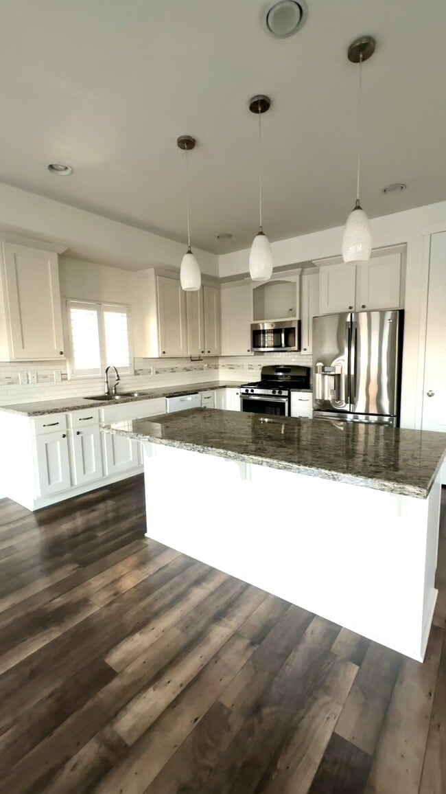 Photo - 169 E Ridgeline Wy