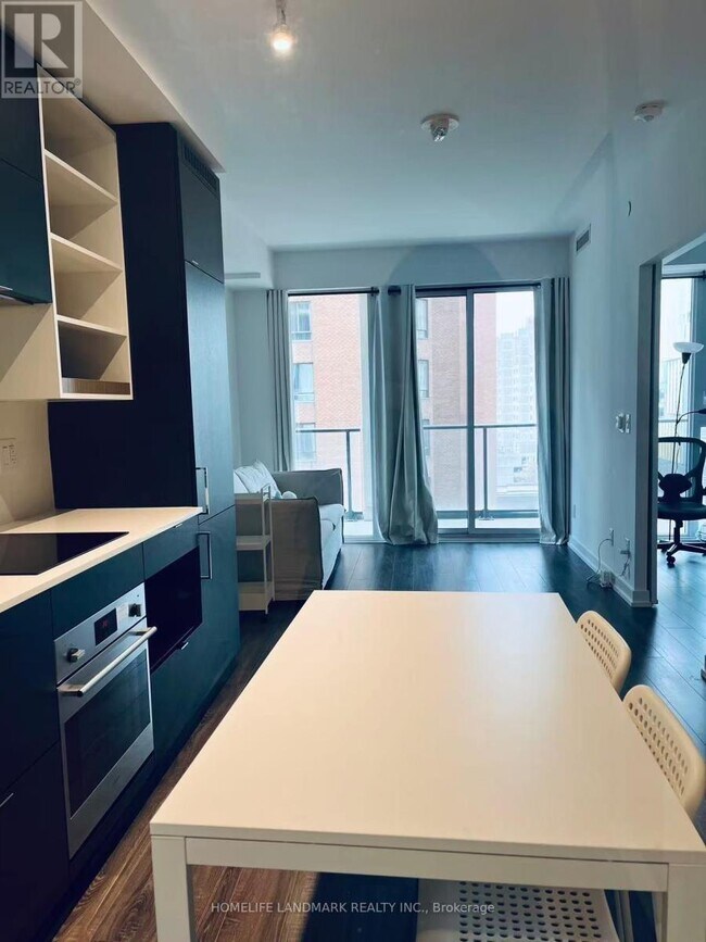 Photo - 20 Edward St Unité 814