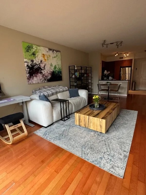 Photo - 1021 N Garfield St Unit 334