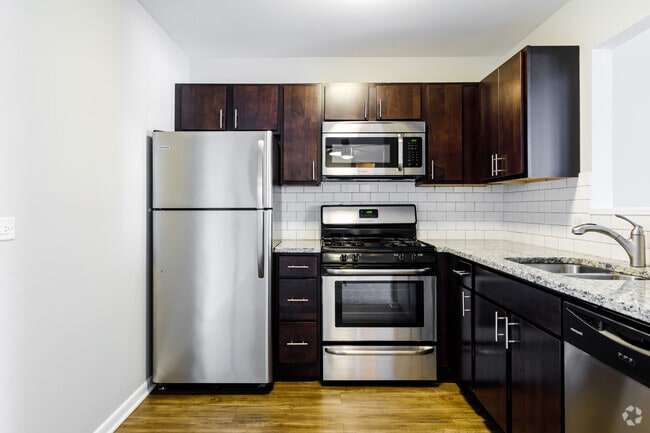 1BR, 1BA - Birtle