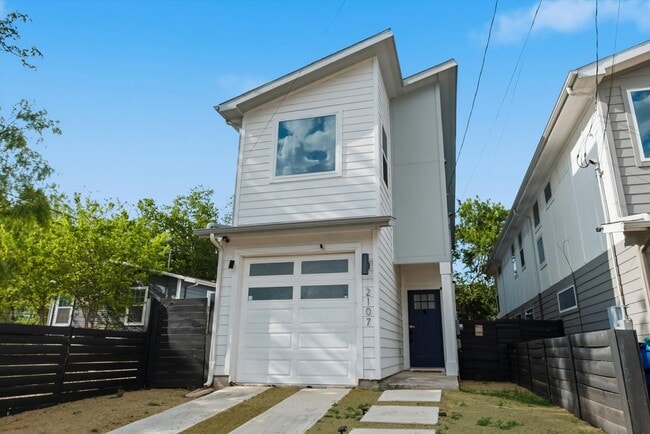 Building Photo - 2107 Schley Ave