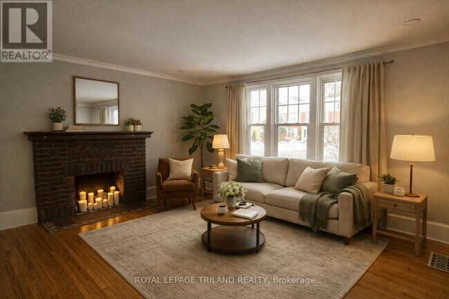 Photo - 181 Ridout St S