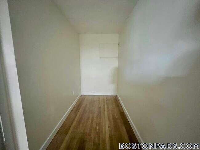 Photo - 20 Armington St Unit 25