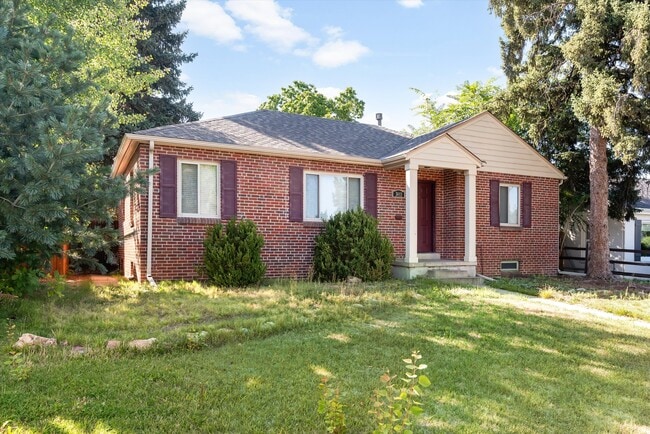 Photo - 3011 Dexter St