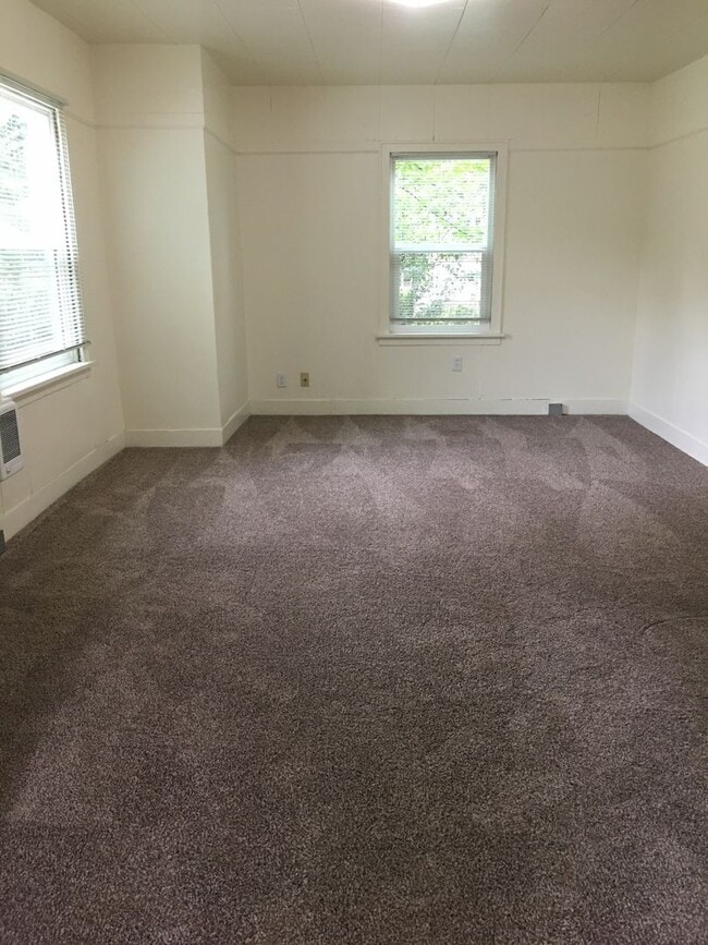 Photo - 1753 Villard St