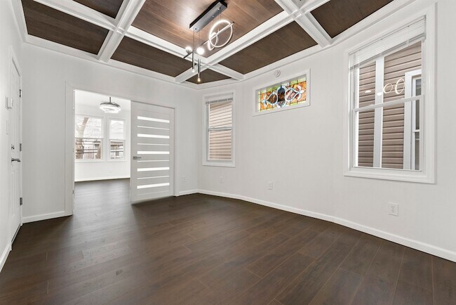 Photo - 51 Wegman Pkwy Unit 2