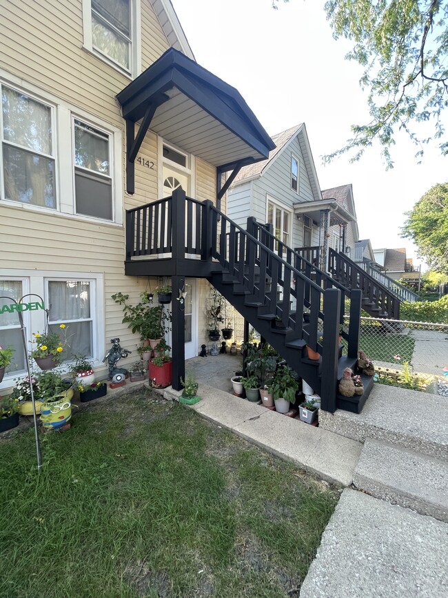 Building Photo - 4142 S Campbell Ave Unit 1BD Apartment