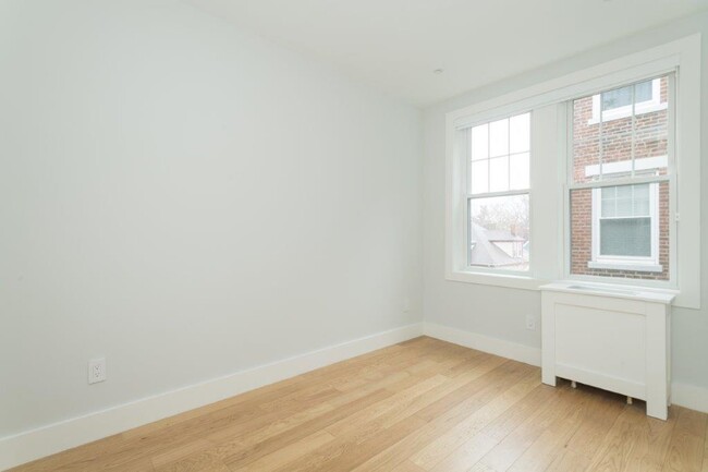 Photo - 16 Chestnut Hill Ave Apartments Unit 28-6