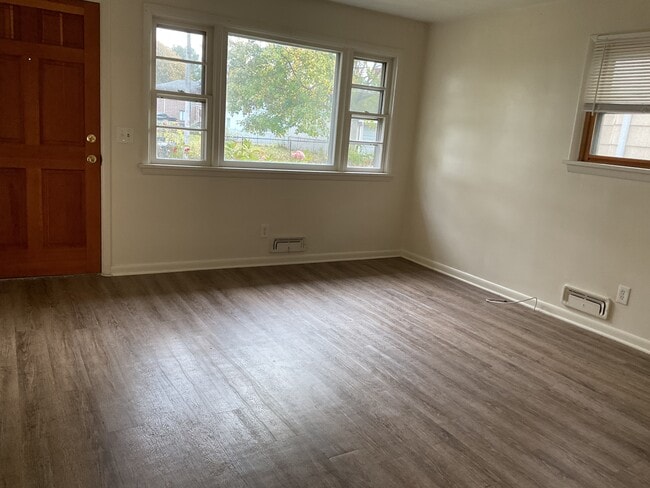 Photo - 211 Magnolia Ave Unidad A