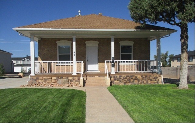 Building Photo - 431 N 300 W