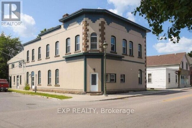 Photo - 242 Bridge St Unit 1