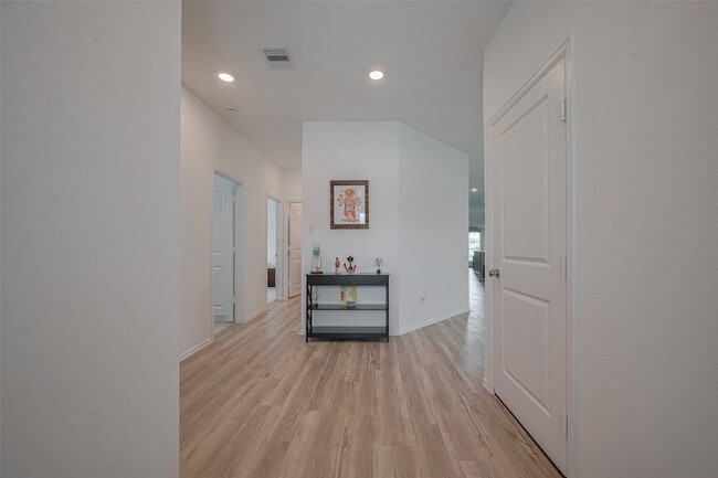 Photo - 5703 Knox Lndg Dr