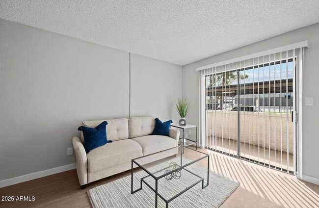 Photo - 4620 W McDowell Rd Unit 1S