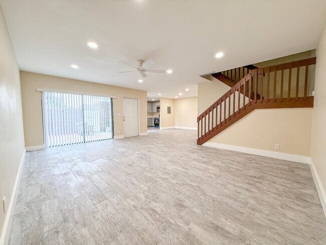 Photo - 1759 N Congress Ave